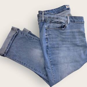 Levis Signature Womens Jean Sz 42" High Waist Cropped Retro Faded Midrise Preppy